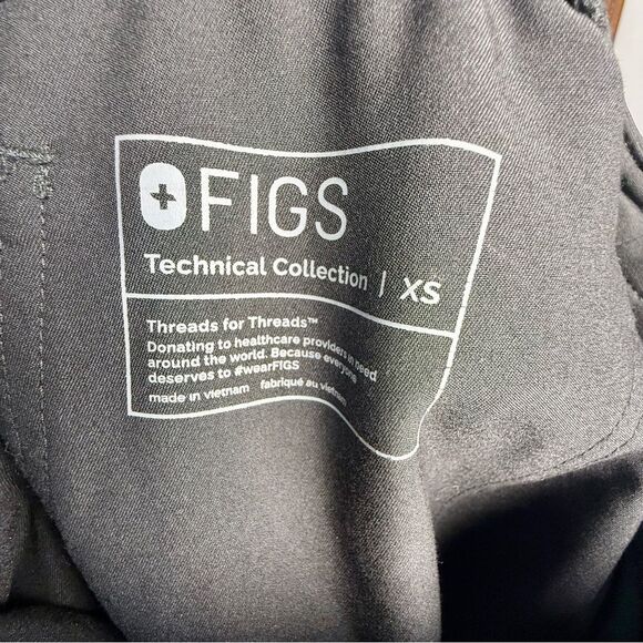 Figs Casma Top and Livingston High Waist Pants Set Black |  XS - Picture 7 of 8